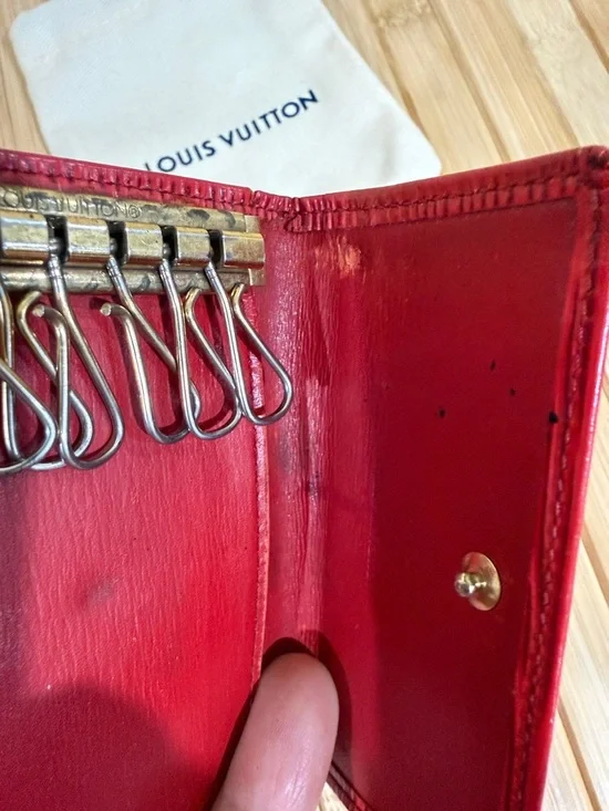 Louis Vuitton Epi Leather Key-Holder Wallet Authentic Louis Vuitton Keychain - Picture 4 of 13